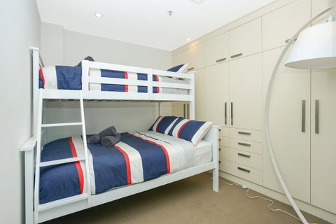 Glenelg Skyline Penthouse - Accommodation Broome 44