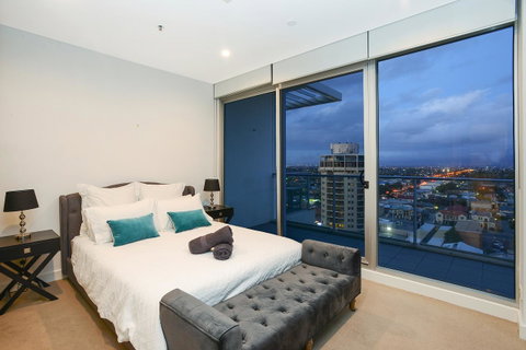 Glenelg Skyline Penthouse - Accommodation Broome 33