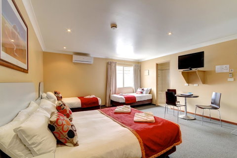 Victoria Hotel Strathalbyn - Accommodation Broome 16