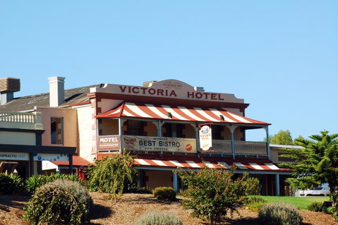 Victoria Hotel Strathalbyn - Accommodation Broome 9