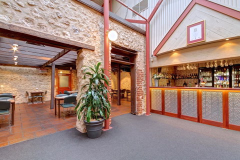 Victoria Hotel Strathalbyn - Accommodation Broome 10