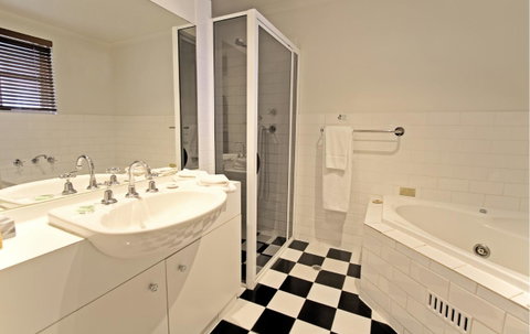 St Francis Winery - Accommodation Broome 12