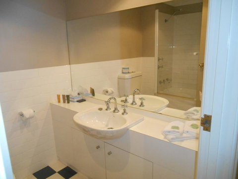 St Francis Winery - Accommodation Broome 10