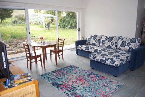 Back Valley Farmstay Bed And Breakfast - Accommodation Broome 4