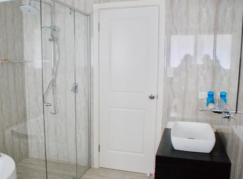 Back Valley Farmstay Bed And Breakfast - Accommodation Broome 6