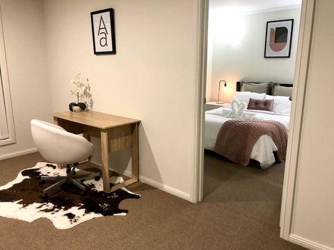 MODERN SPACIOUS 3 BR HOME - NEAR BEACH & AIRPORT - Accommodation Broome 5