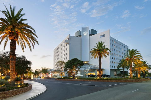 Crown Promenade Perth - Accommodation Broome 0