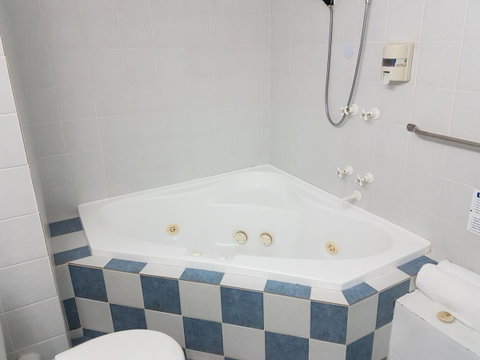 Mandurah Family Resort - Accommodation Broome 2