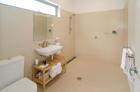 Margaret River Beach Studios - Accommodation Broome 2
