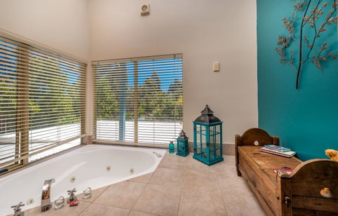 Chimes Spa Retreat - Accommodation Broome 9