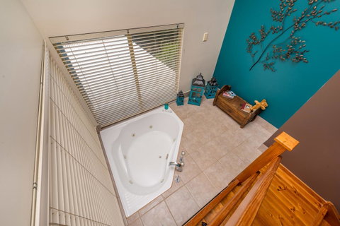 Chimes Spa Retreat - Accommodation Broome 11