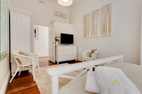 Cottesloe Beach House I - Accommodation Broome 13
