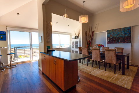 Cottesloe Beach House I - Accommodation Broome 12