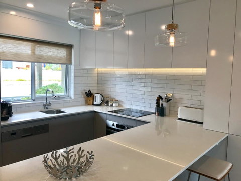 Cottesloe Beachfront Ocean View Apartment - Accommodation Broome 12