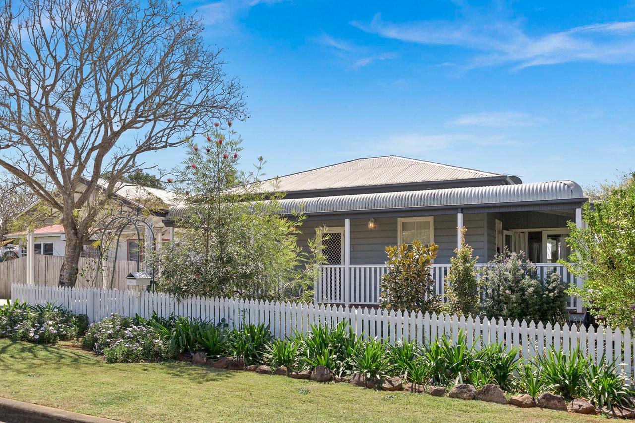 Dalwood NSW Accommodation Broome