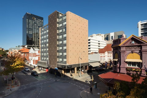 Pensione Hotel Perth - Accommodation Broome 21
