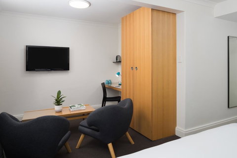 Pensione Hotel Perth - Accommodation Broome 1