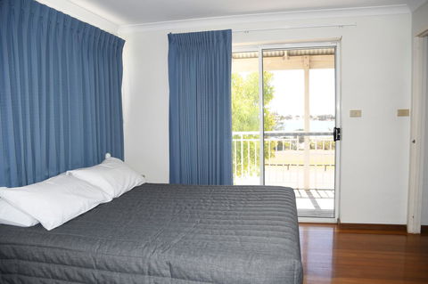 Kalbarri Seafront Villas - Accommodation Broome 2