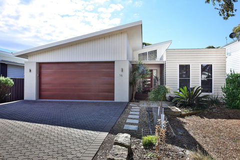 Calming Waters - Pet Friendly - Community Pool - Accommodation Broome 35