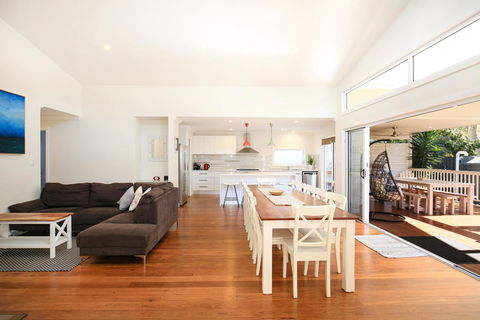 Calming Waters - Pet Friendly - Community Pool - Accommodation Broome 12