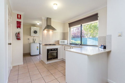 Country Comfort Perth - Accommodation Broome 16