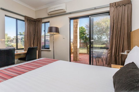 Country Comfort Perth - Accommodation Broome 30