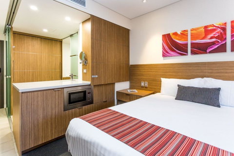 Country Comfort Perth - Accommodation Broome 2
