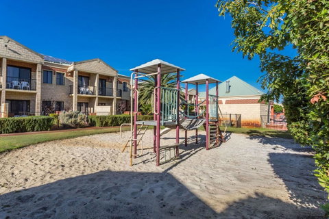 Country Comfort Perth - Accommodation Broome 40