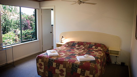 Karri Mia Chalets And Studios - Accommodation Broome 30
