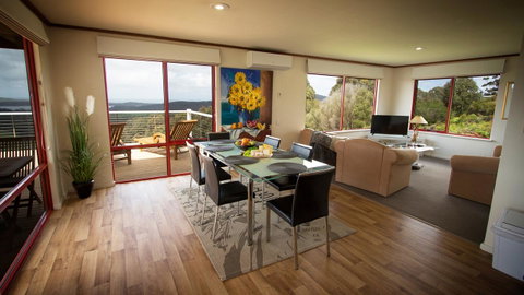 Karri Mia Chalets And Studios - Accommodation Broome 36