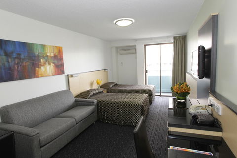 Comfort Inn & Suites Goodearth Perth - Accommodation Broome 9