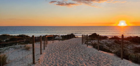 West Beach Lagoon 123 - Location & Views!!! - Accommodation Broome 25