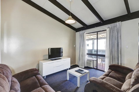 West Beach Lagoon 123 - Location & Views!!! - Accommodation Broome 6