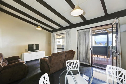 West Beach Lagoon 123 - Location & Views!!! - Accommodation Broome 11