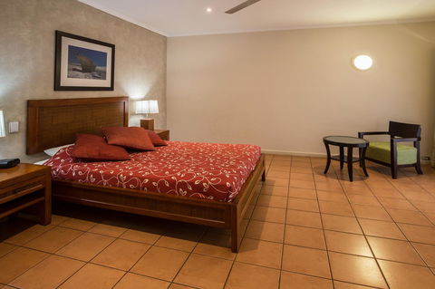 The Continental Hotel - Accommodation Broome 37
