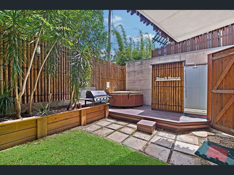 Crescent Head Spa Villa - Accommodation Broome 11