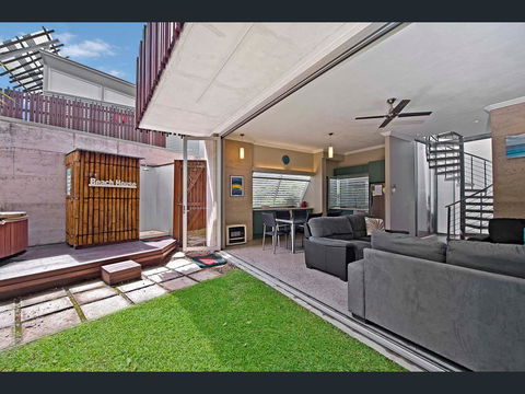 Crescent Head Spa Villa - Accommodation Broome 10