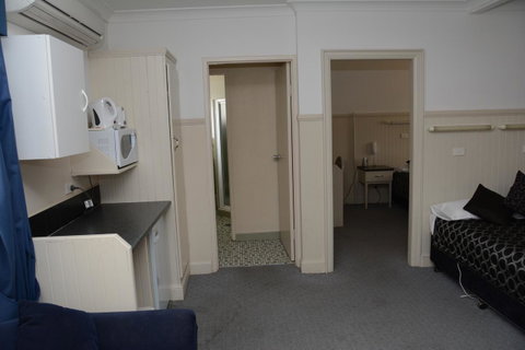 Ben Chifley Motor Inn - Accommodation Broome 21