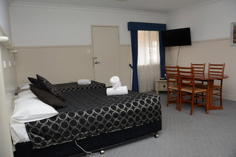 Ben Chifley Motor Inn - Accommodation Broome 20