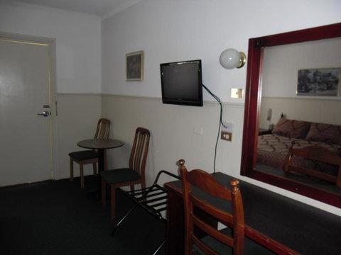 Ben Chifley Motor Inn - Accommodation Broome 41