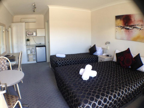 Ben Chifley Motor Inn - Accommodation Broome 29