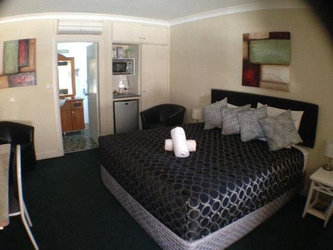 Ben Chifley Motor Inn - Accommodation Broome 22