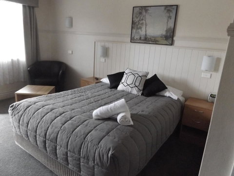 Ben Chifley Motor Inn - Accommodation Broome 2