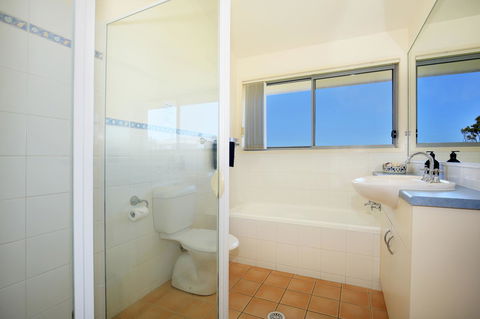 The Cove At Culburra - Direct Access To Beach - Accommodation Broome 14