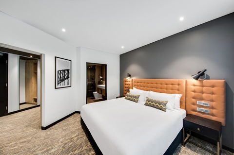 Vibe Hotel North Sydney - Accommodation Broome 11