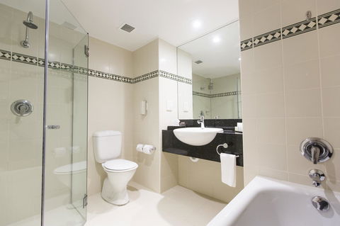 Rydges World Square - Accommodation Broome 4