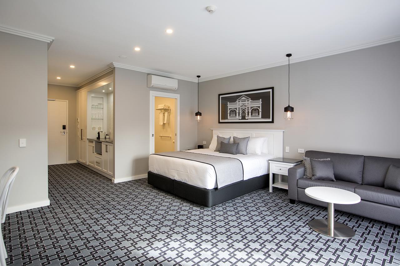 Tamworth NSW Accommodation Broome
