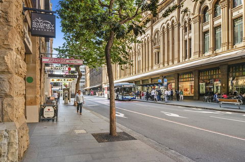 YEHS Hotel Sydney QVB - Accommodation Broome 4
