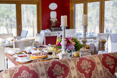 Thistle Hill Guesthouse - Walk To Many Wineries And Restaurants - Accommodation Broome 19