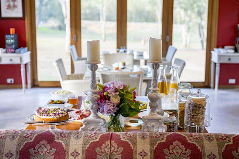 Thistle Hill Guesthouse - Walk To Many Wineries And Restaurants - Accommodation Broome 20